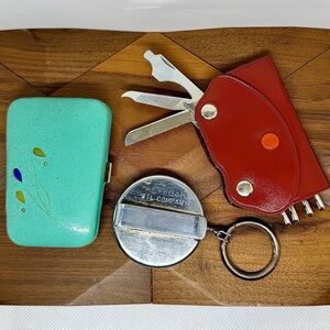 Vintage Key Accessories With Multi-Tool & Retractable Ring